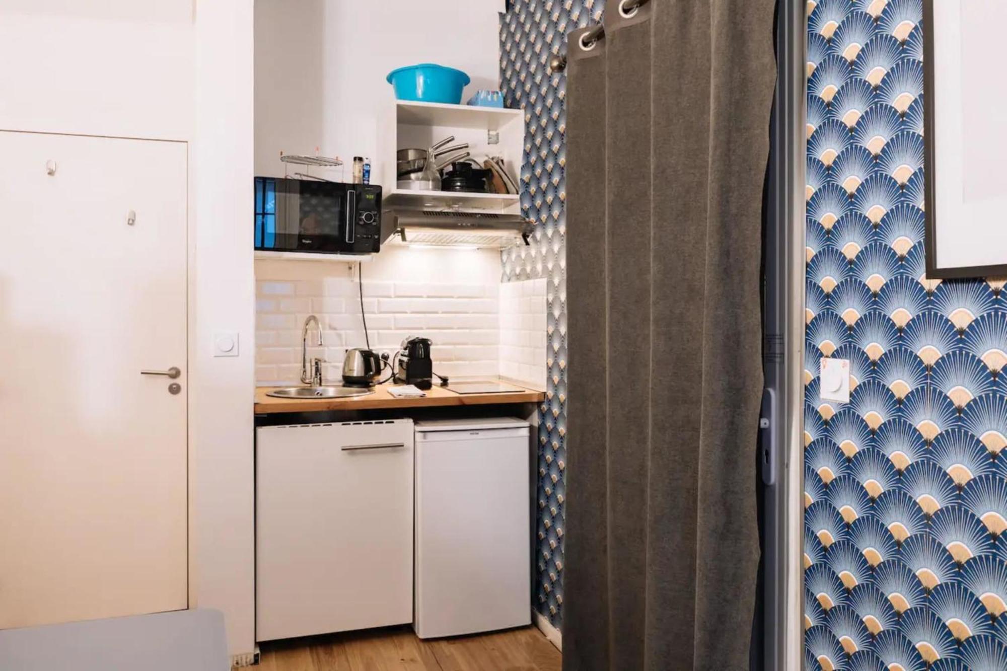 Functional Studio In Paris Exterior photo